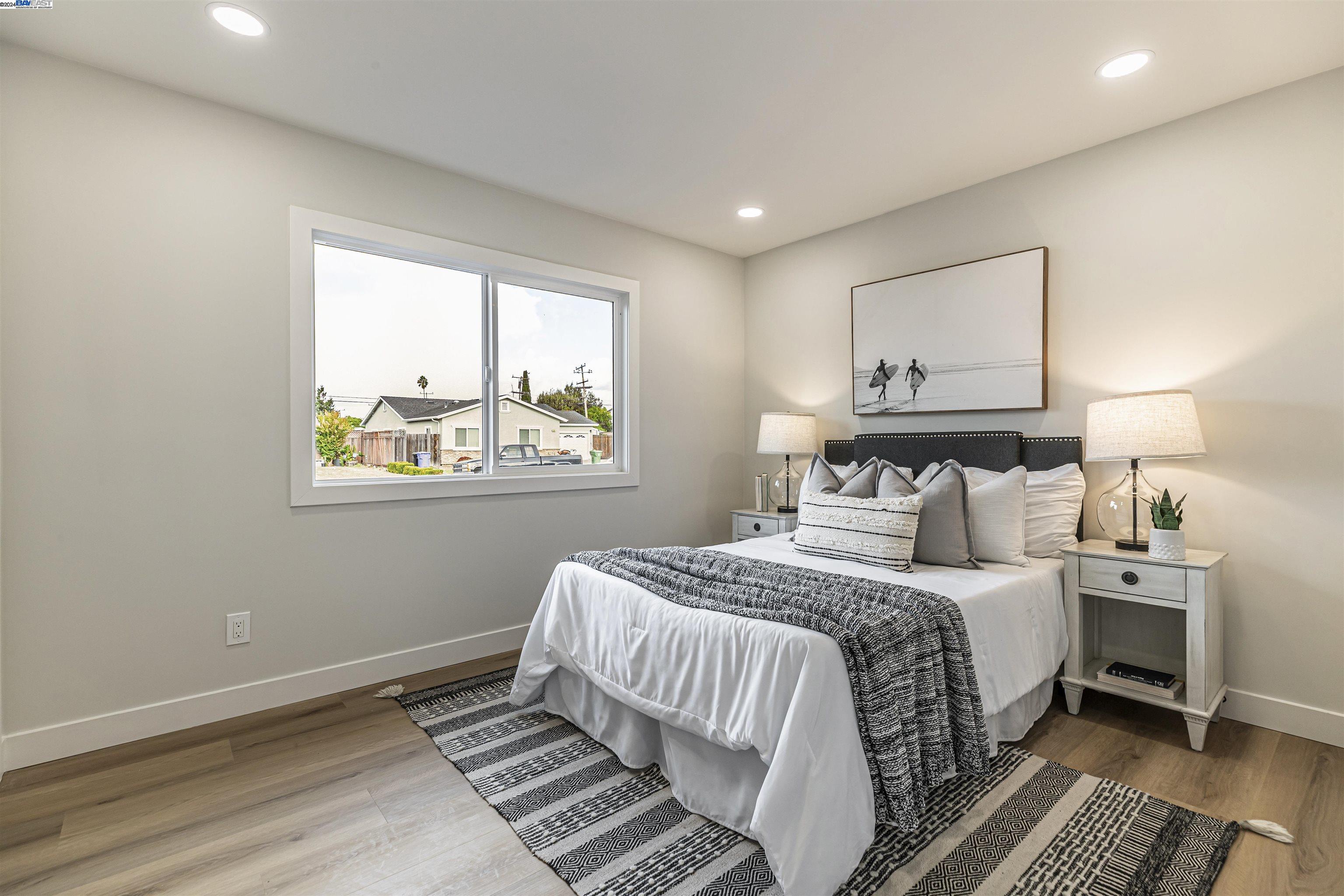 3366 Mission View