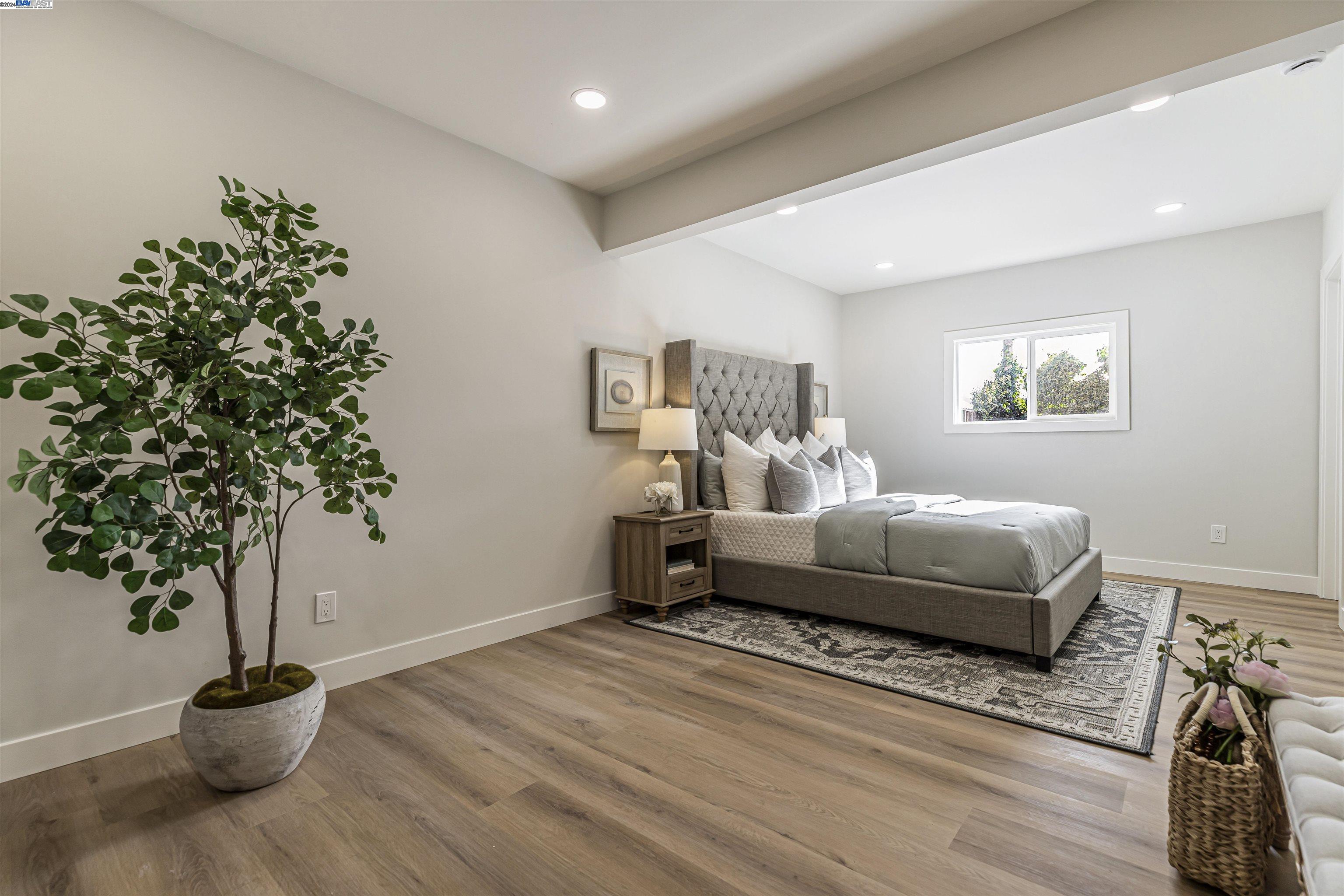 3366 Mission View