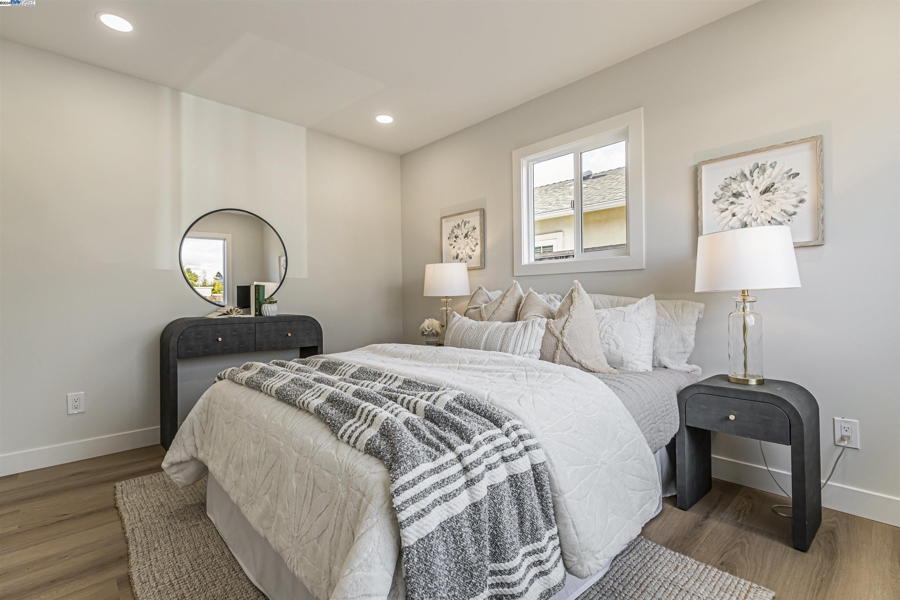 3366 Mission View