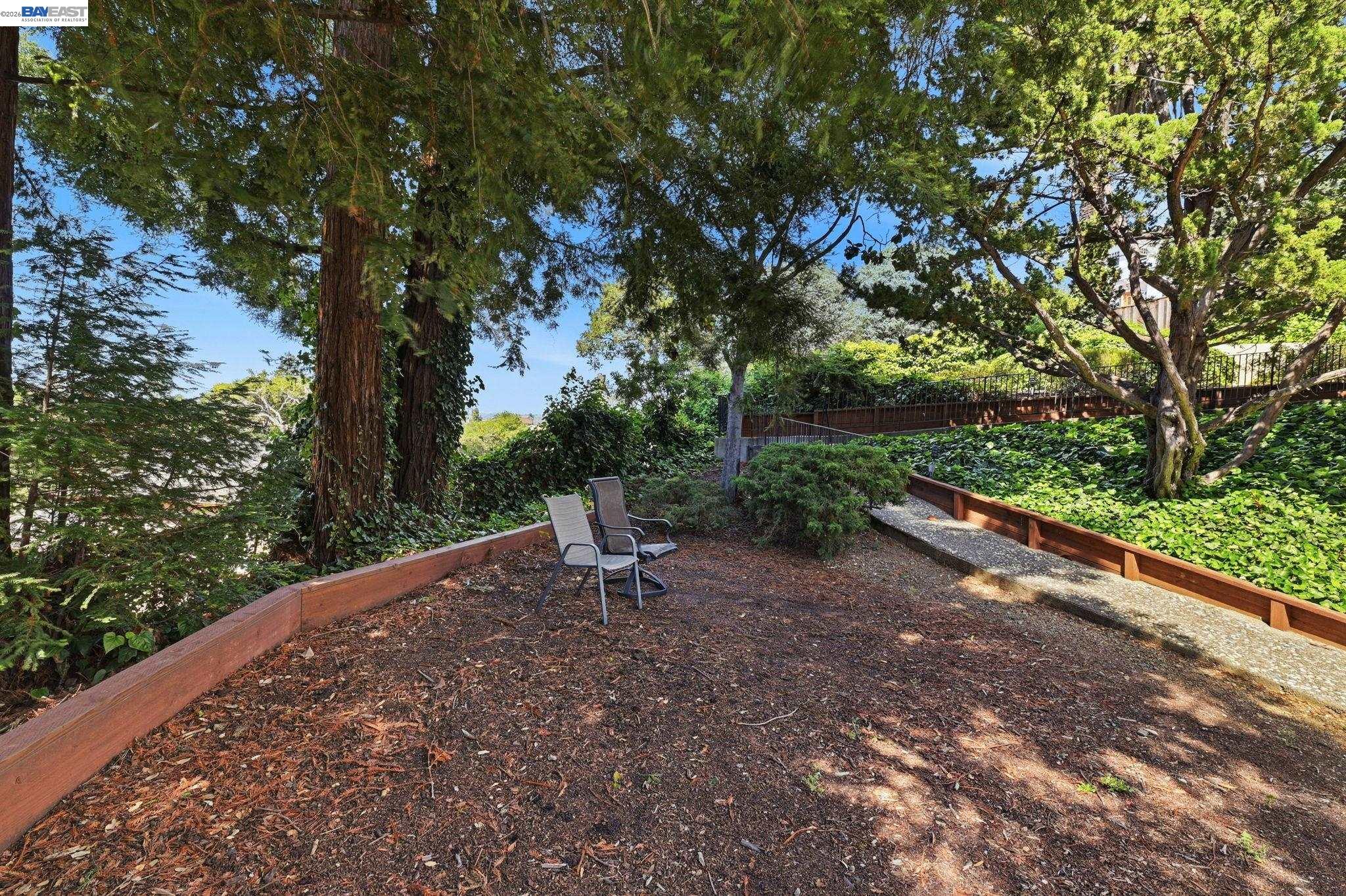 1510 E St # 23