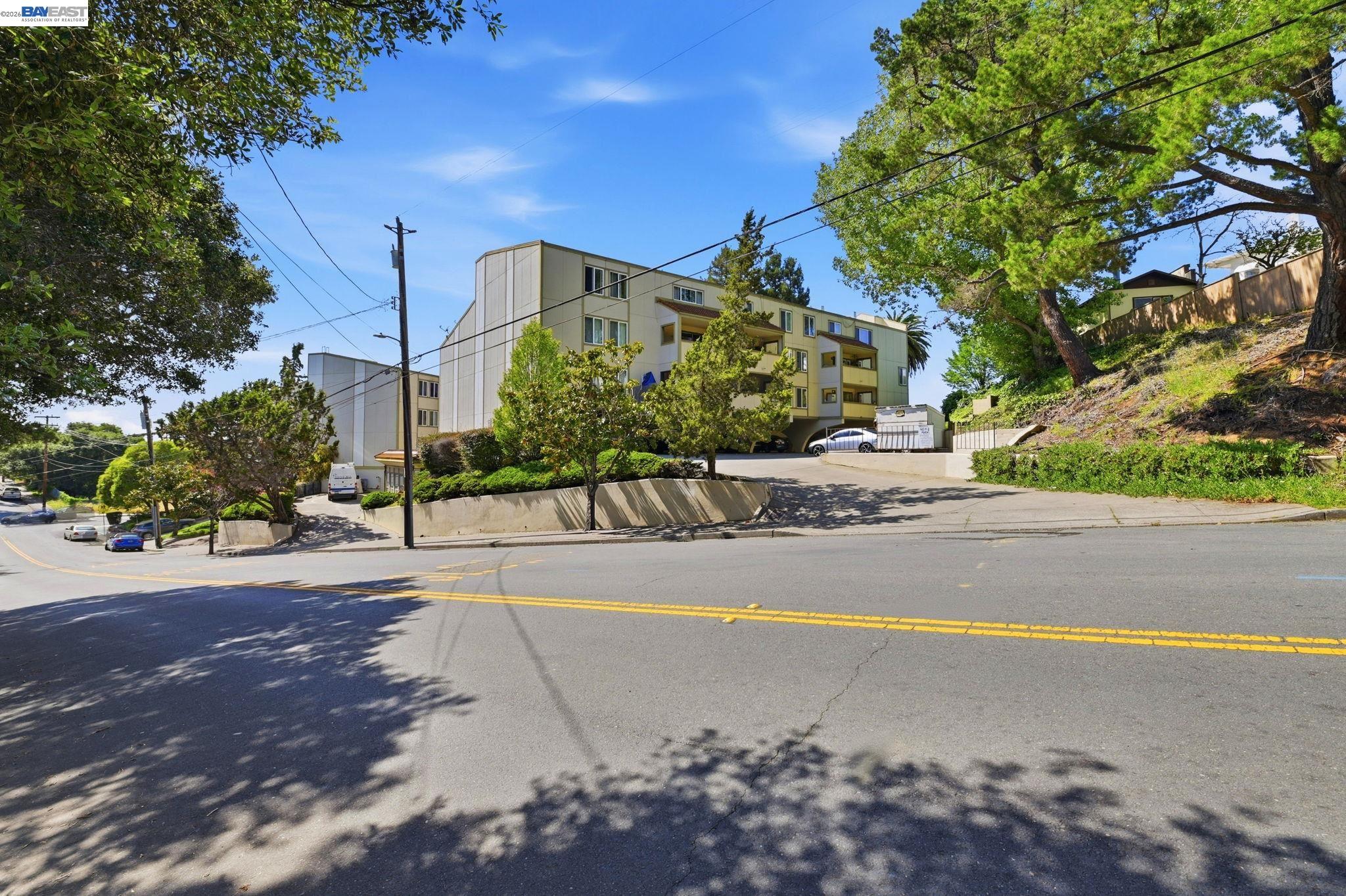 1510 E St # 23