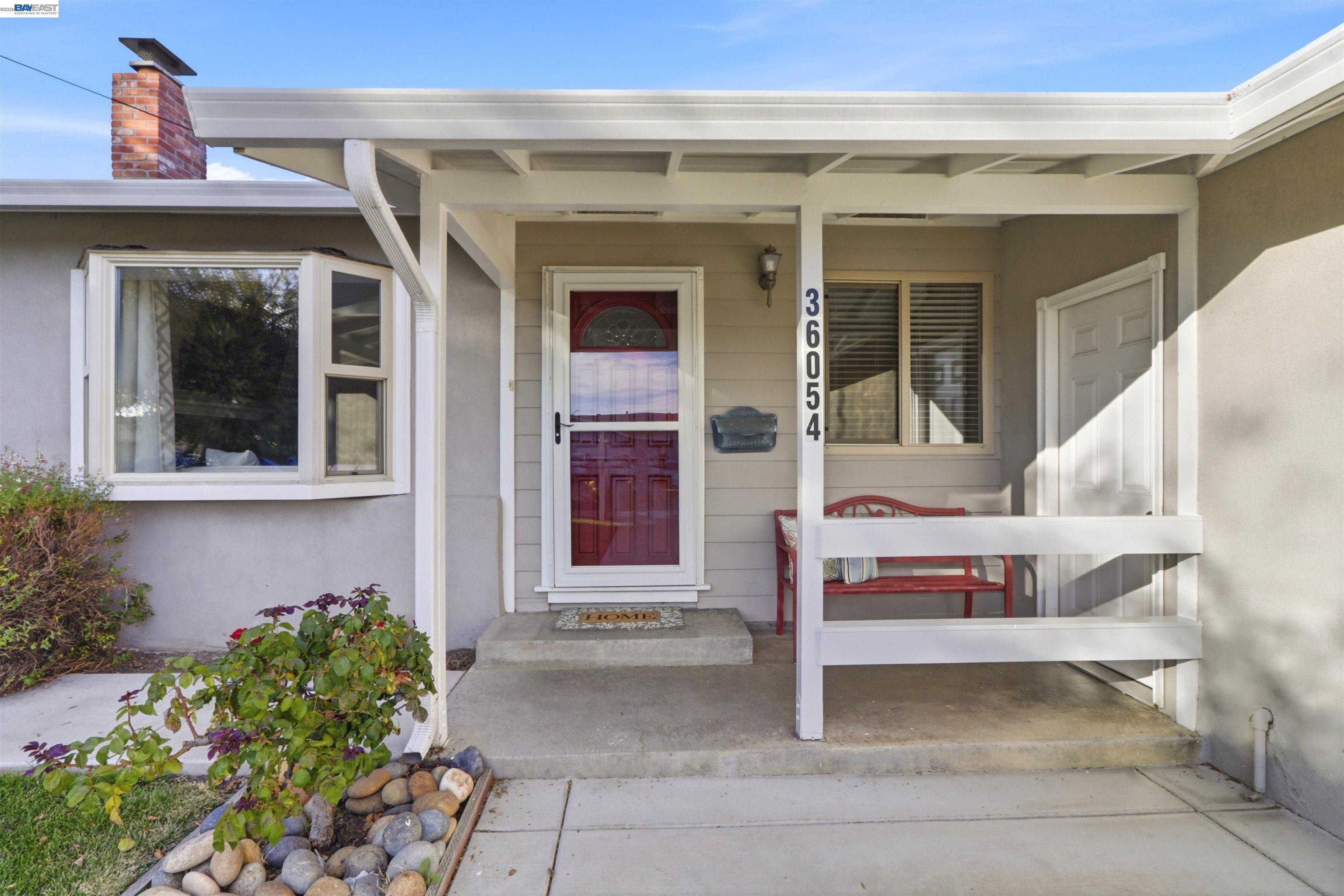 36054 Rosewood Dr