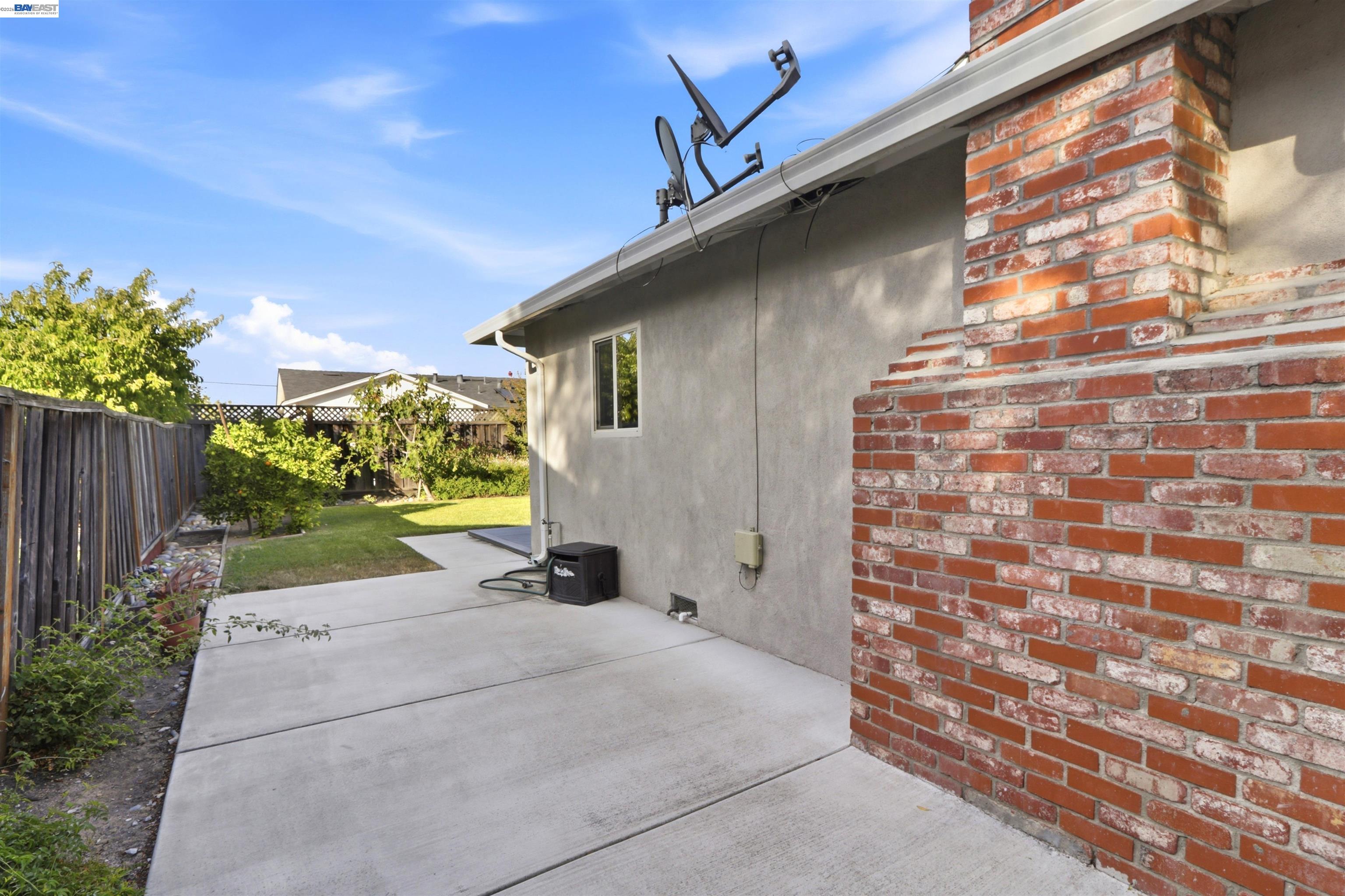 36054 Rosewood Dr