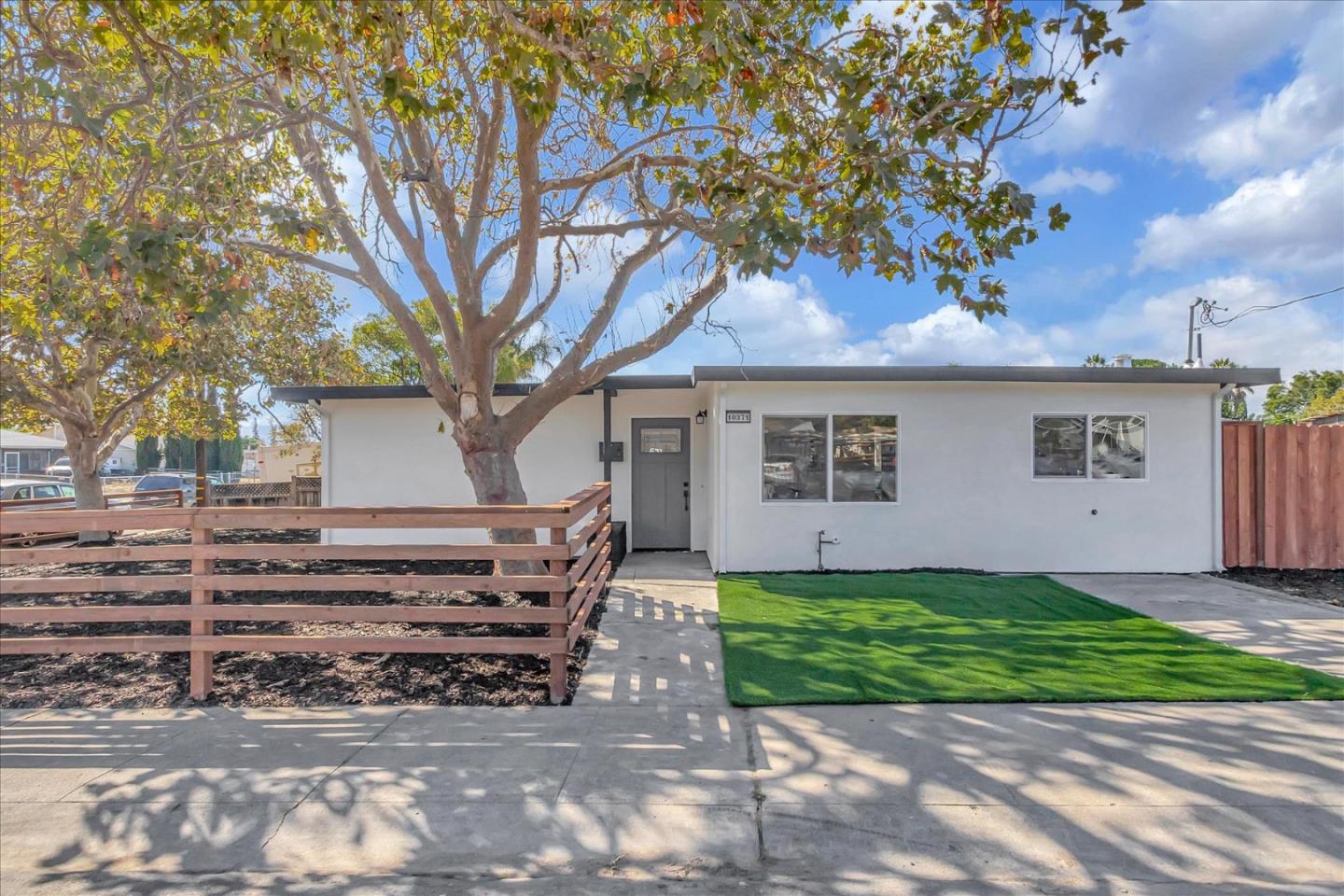 10371 Serrano