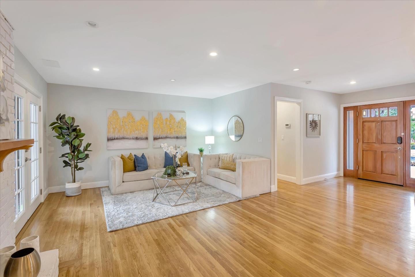 5498 Alum Rock Avenue