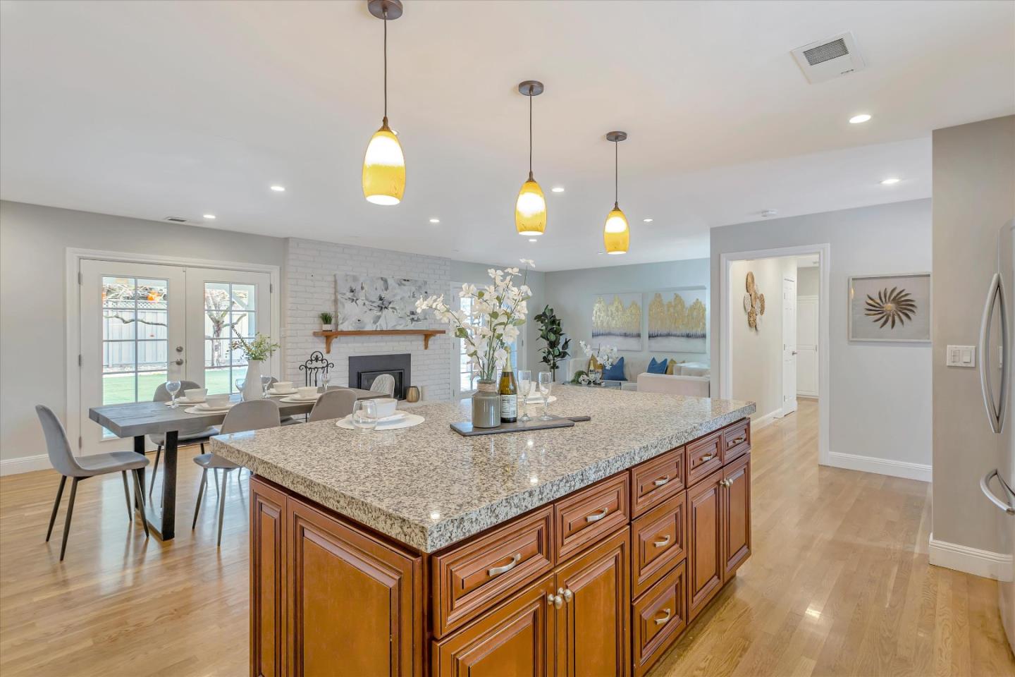 5498 Alum Rock Avenue