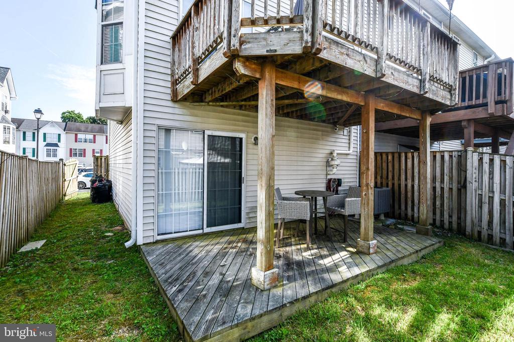 9466 SEA BREEZE COURT