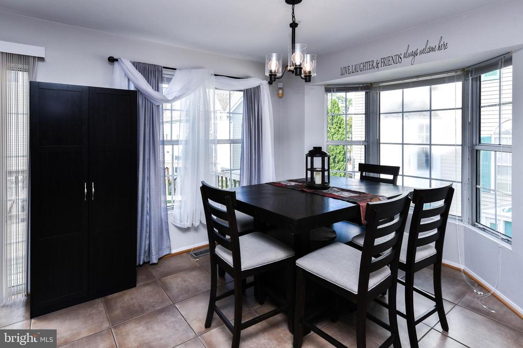 9466 SEA BREEZE COURT