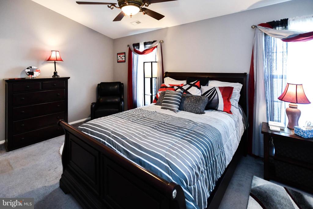 9466 SEA BREEZE COURT
