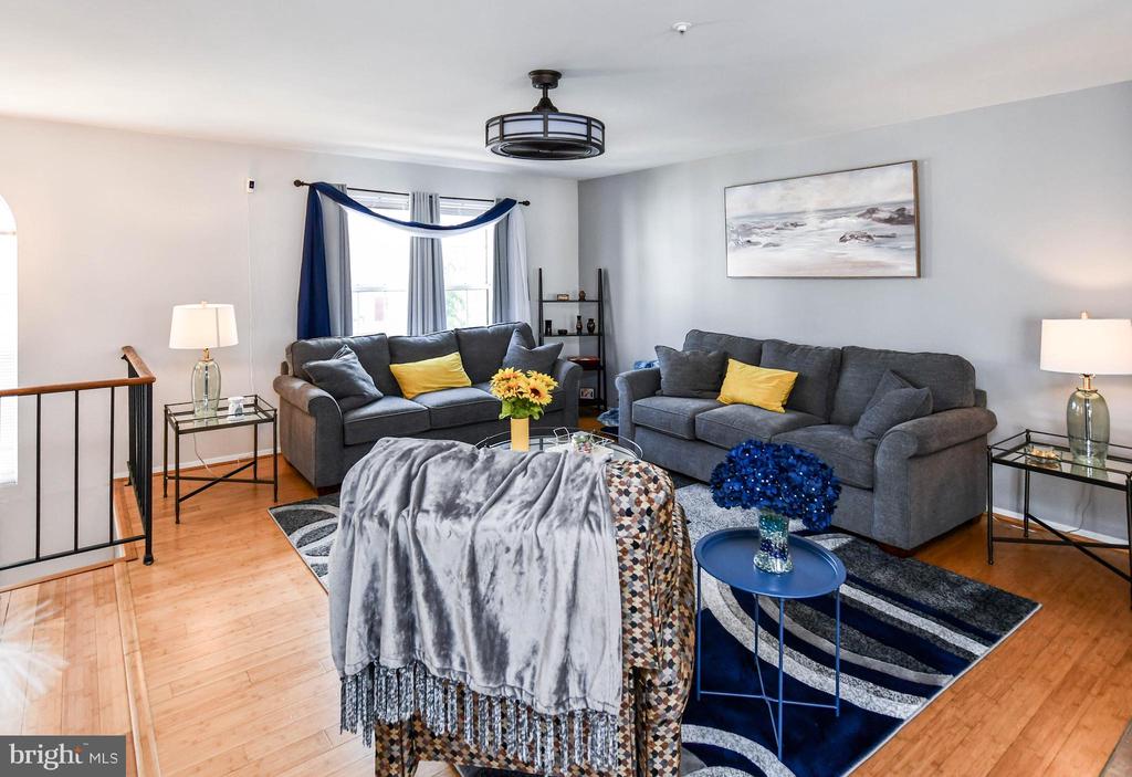 9466 SEA BREEZE COURT