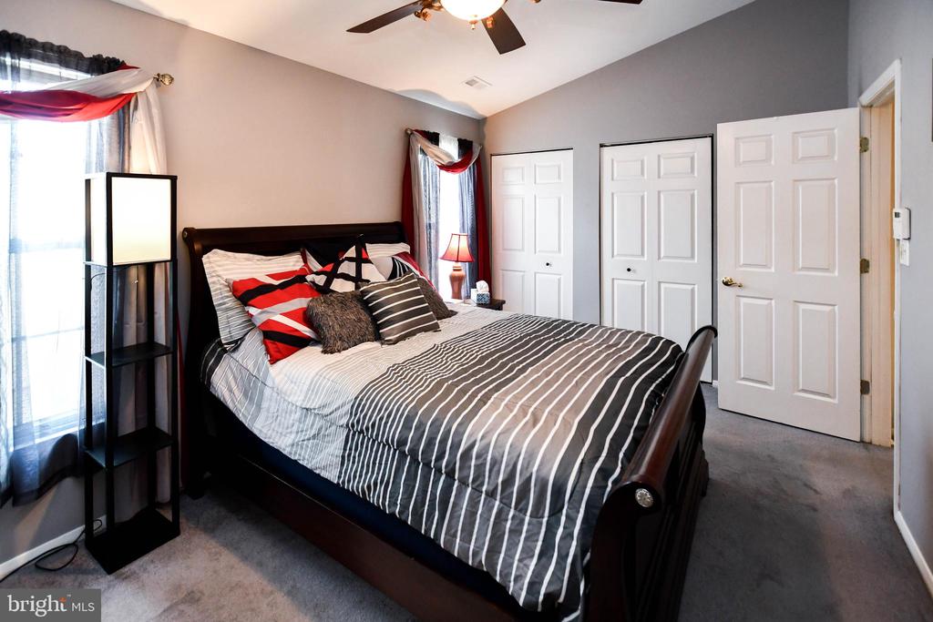 9466 SEA BREEZE COURT