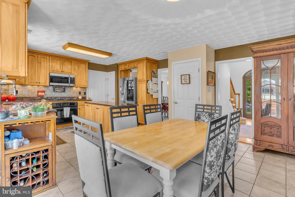 2511 MONROE COURT