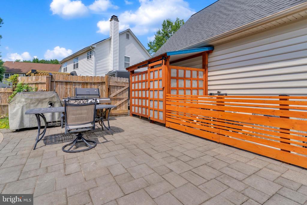 2511 MONROE COURT