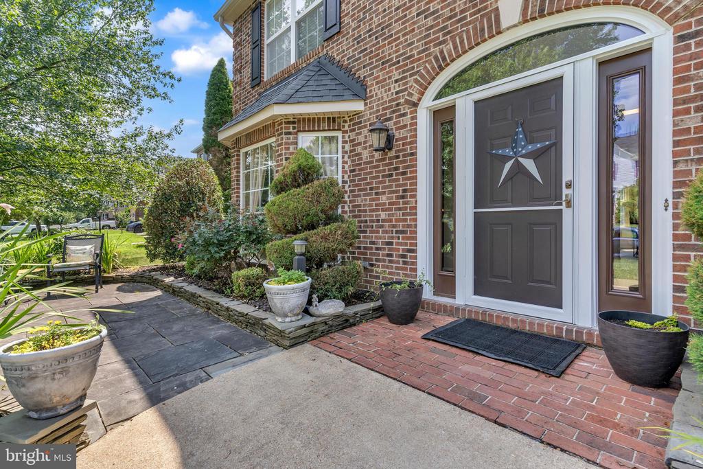 2511 MONROE COURT