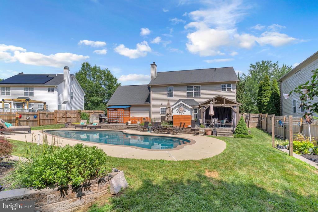 2511 MONROE COURT