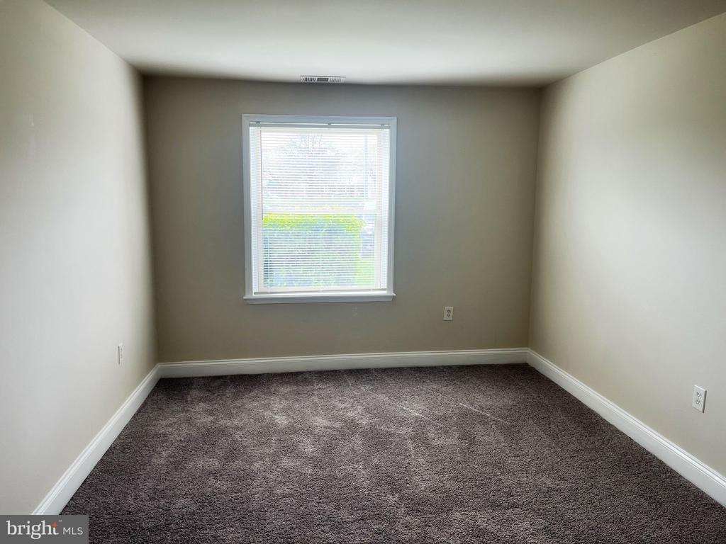 3863 SAINT BARNABAS ROAD Unit: T4