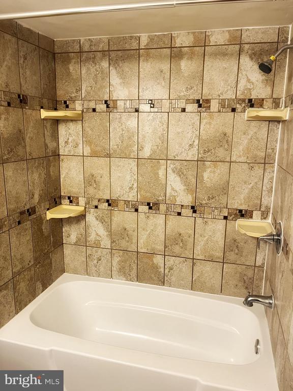 3863 SAINT BARNABAS ROAD Unit: T4
