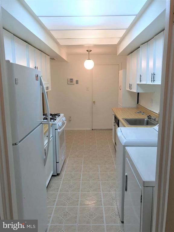10244 PRINCE PLACE Unit: 21-103