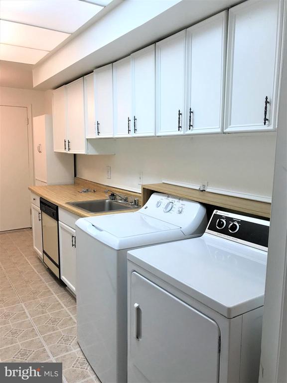 10244 PRINCE PLACE Unit: 21-103