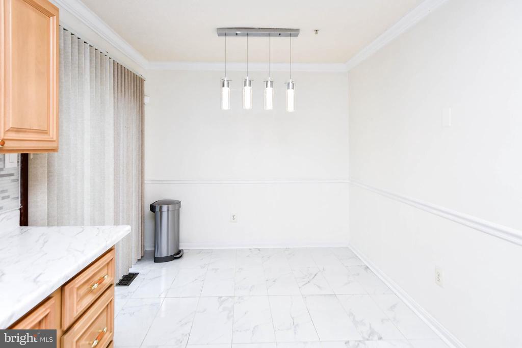 2702 BERRYWOOD LANE