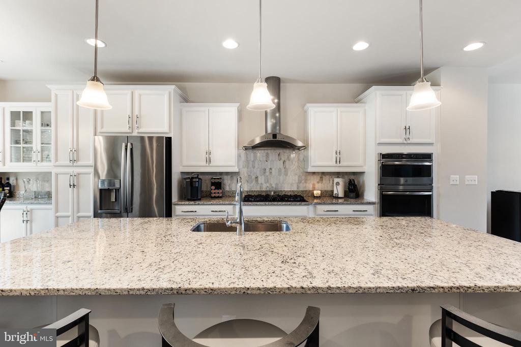 510 HARBORVIEW Unit: 364