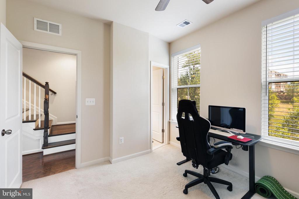 510 HARBORVIEW Unit: 364