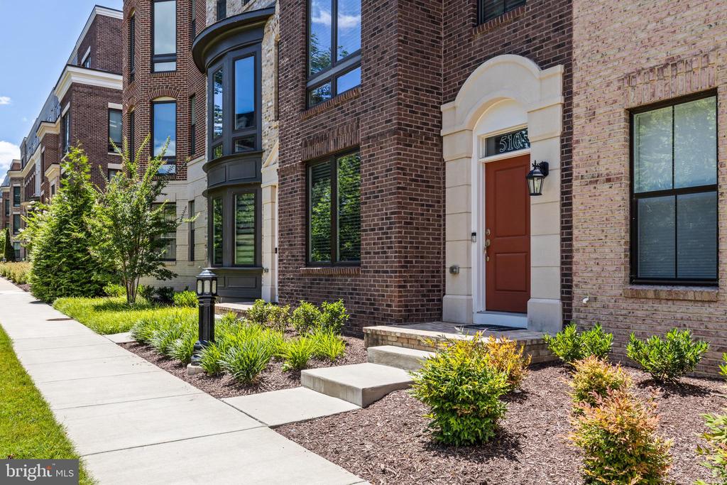 510 HARBORVIEW Unit: 364