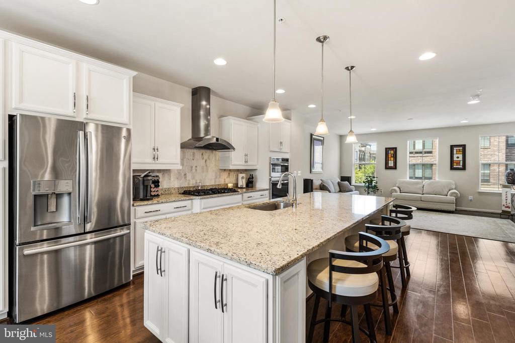 510 HARBORVIEW Unit: 364