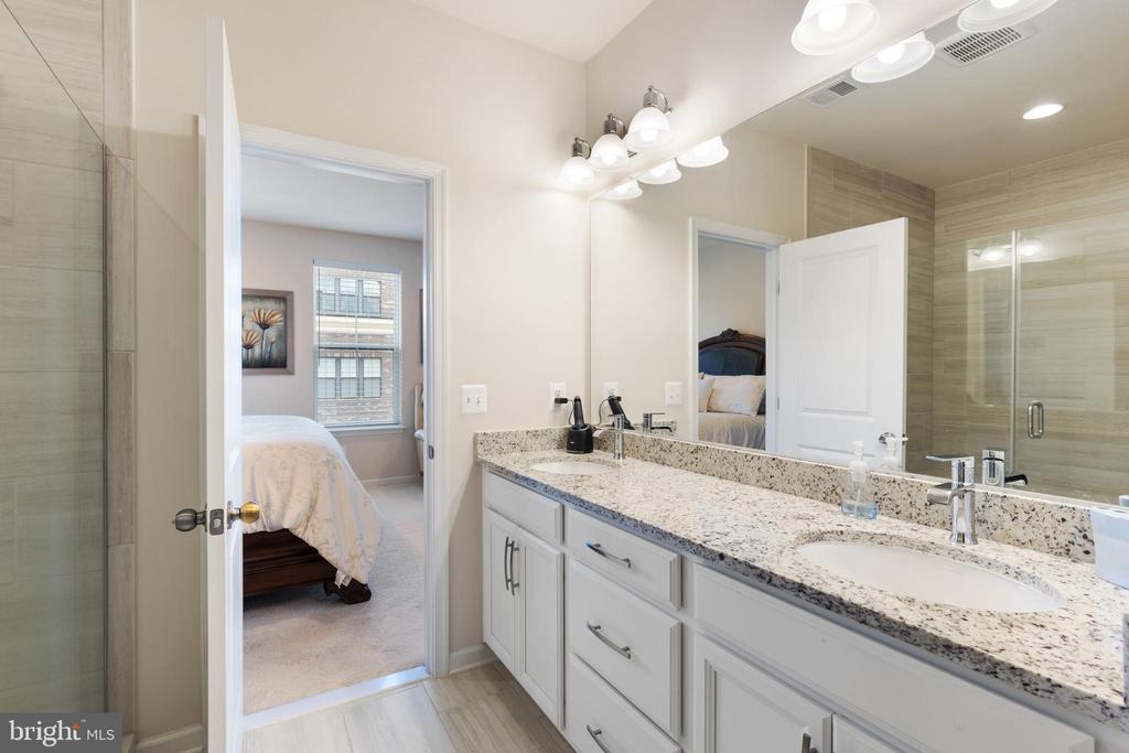 510 HARBORVIEW Unit: 364