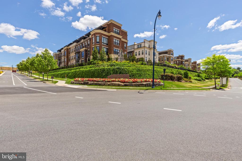510 HARBORVIEW Unit: 364
