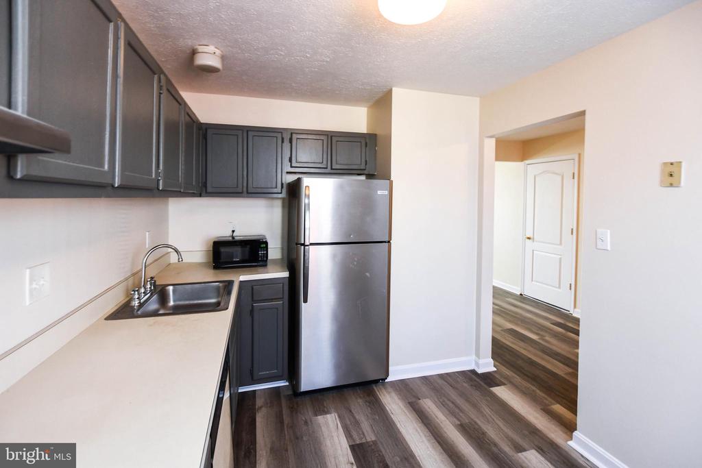 5211 DAVENTRY TERRACE