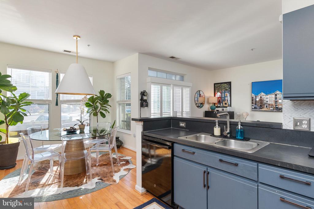 1321 KAREN BOULEVARD Unit: 209