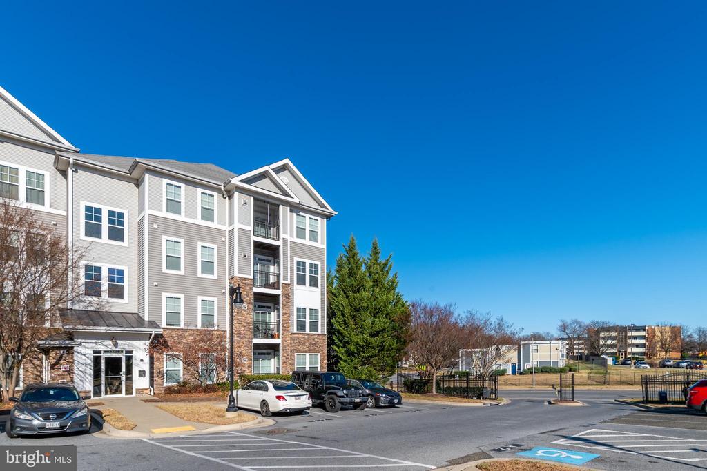 1321 KAREN BOULEVARD Unit: 209