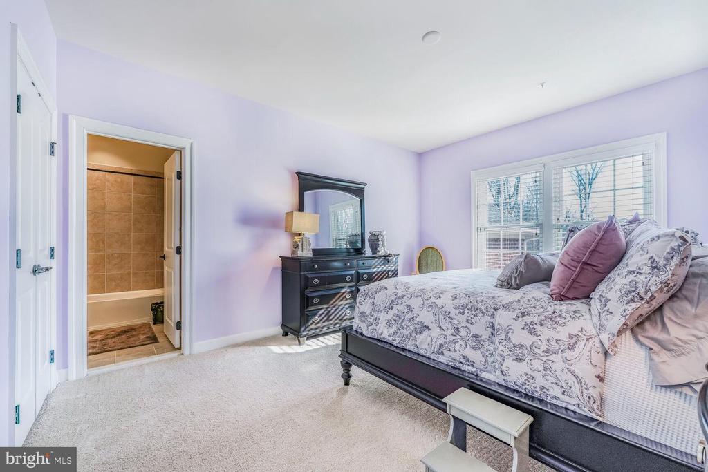 5101 LANDONS BEQUEST LANE