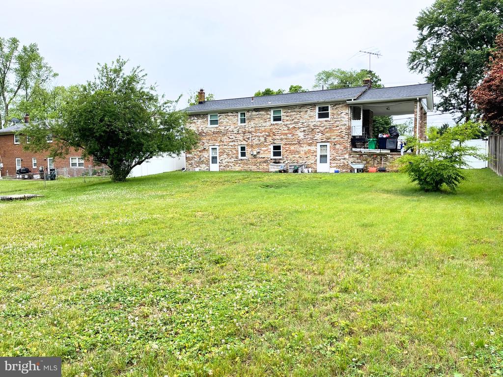 11422 BRANDYWINE ROAD