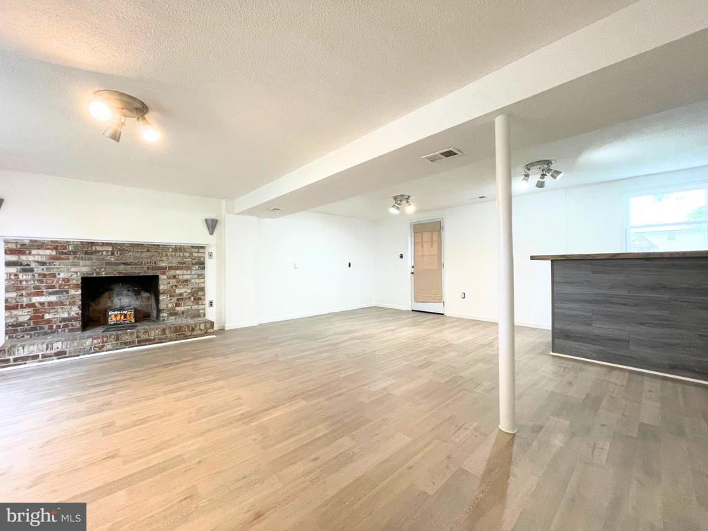 11422 BRANDYWINE ROAD