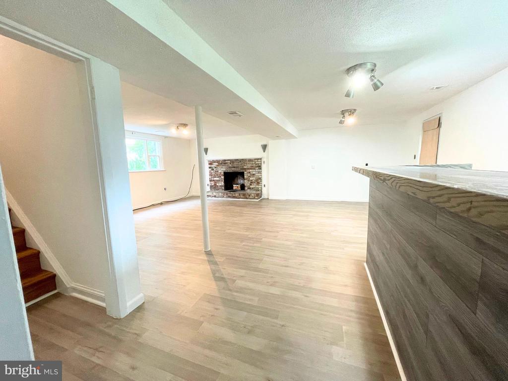 11422 BRANDYWINE ROAD