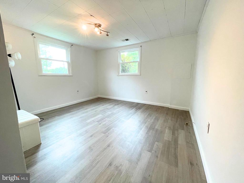 11422 BRANDYWINE ROAD