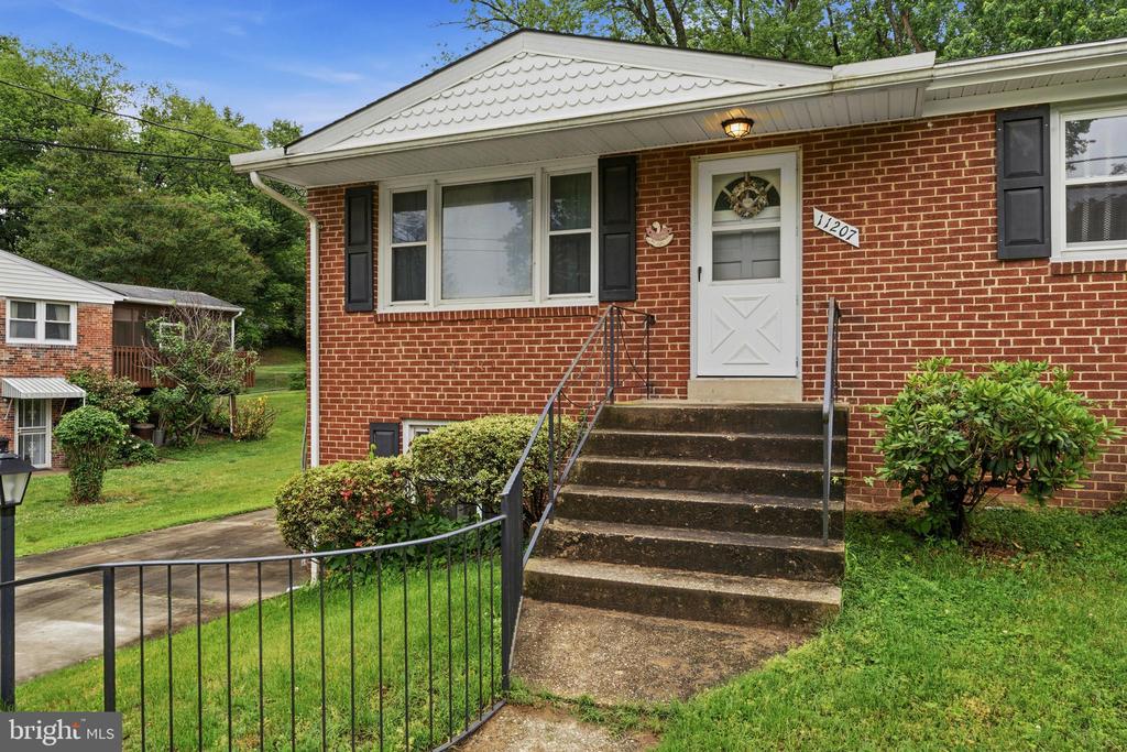 11207 BROOKLEE DRIVE