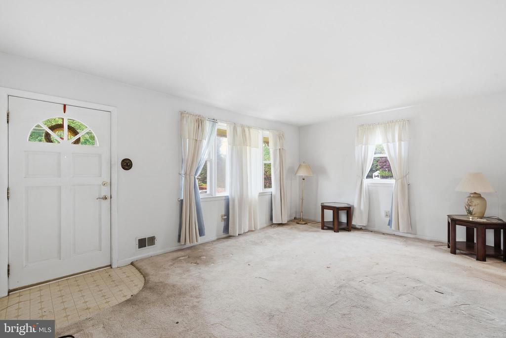 11207 BROOKLEE DRIVE