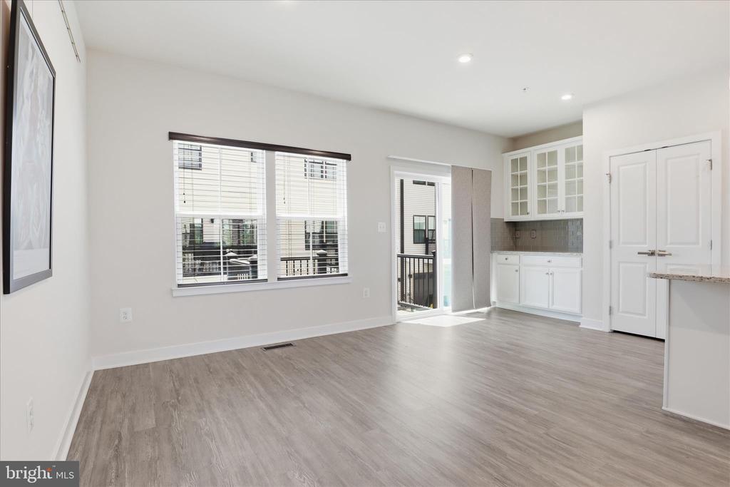 4702 TOWNE PARK ROAD