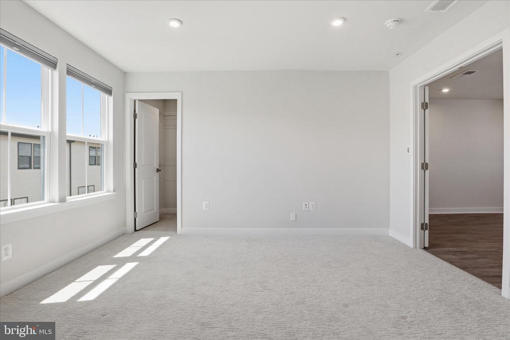 4702 TOWNE PARK ROAD