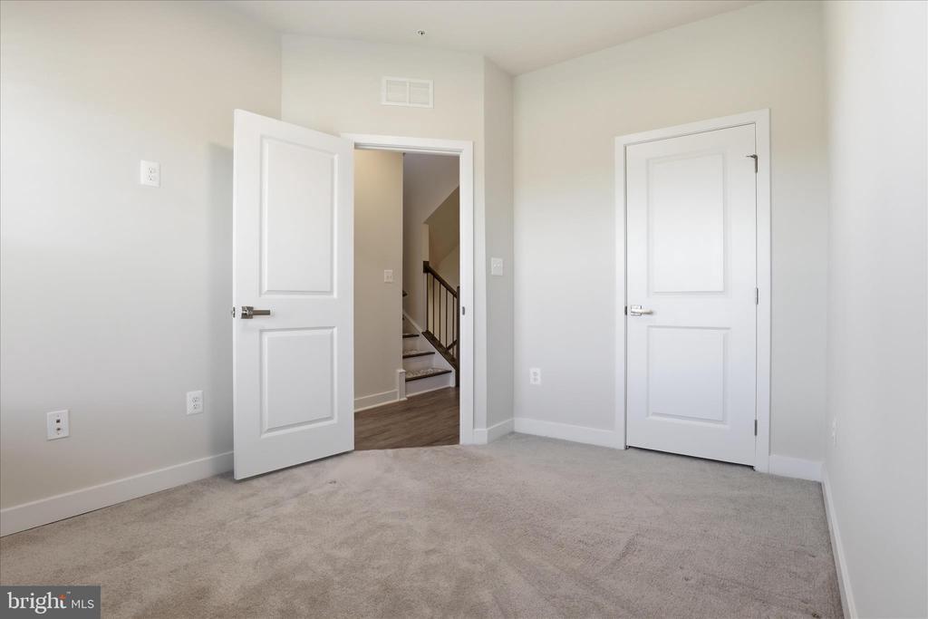 4702 TOWNE PARK ROAD