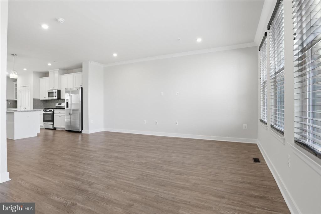 4702 TOWNE PARK ROAD