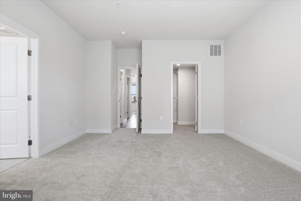 4702 TOWNE PARK ROAD