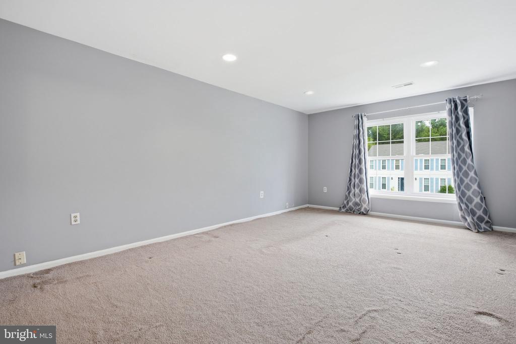 10205 BALSAMWOOD