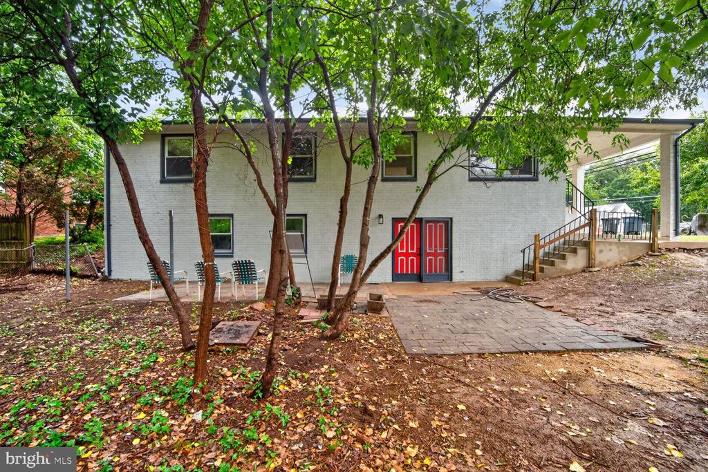 6800 WESTCHESTER COURT