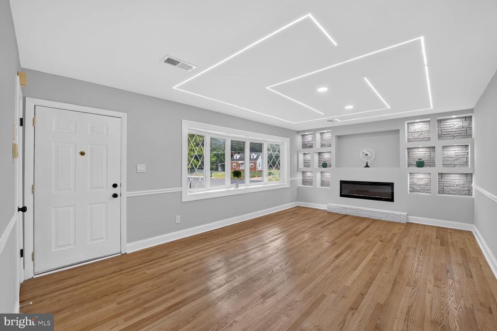 6800 WESTCHESTER COURT