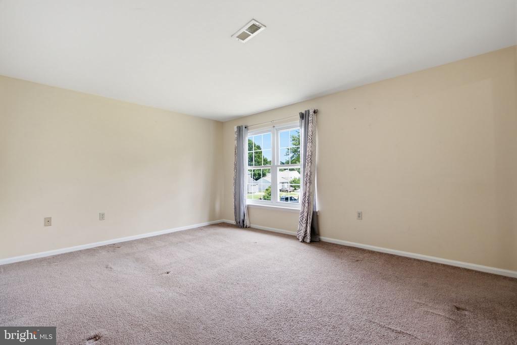 10205 BALSAMWOOD DRIVE