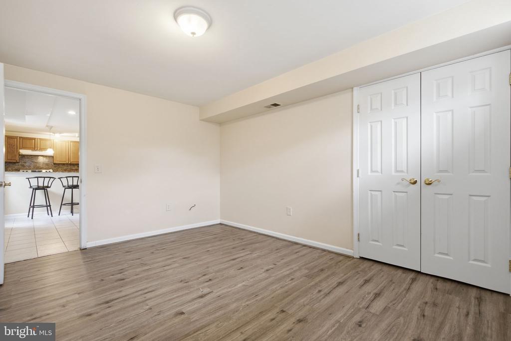 10205 BALSAMWOOD DRIVE